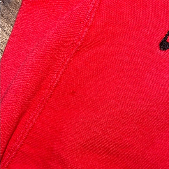 Vintage Neiman Marcus Vibrant Red Crewneck Sweatshirt size M Made in USA - Picture 6 of 8